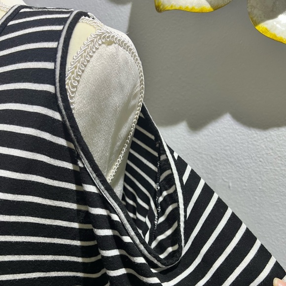 Gemstone Women Top long sleeve Cold
Shoulder - Picture 3 of 3